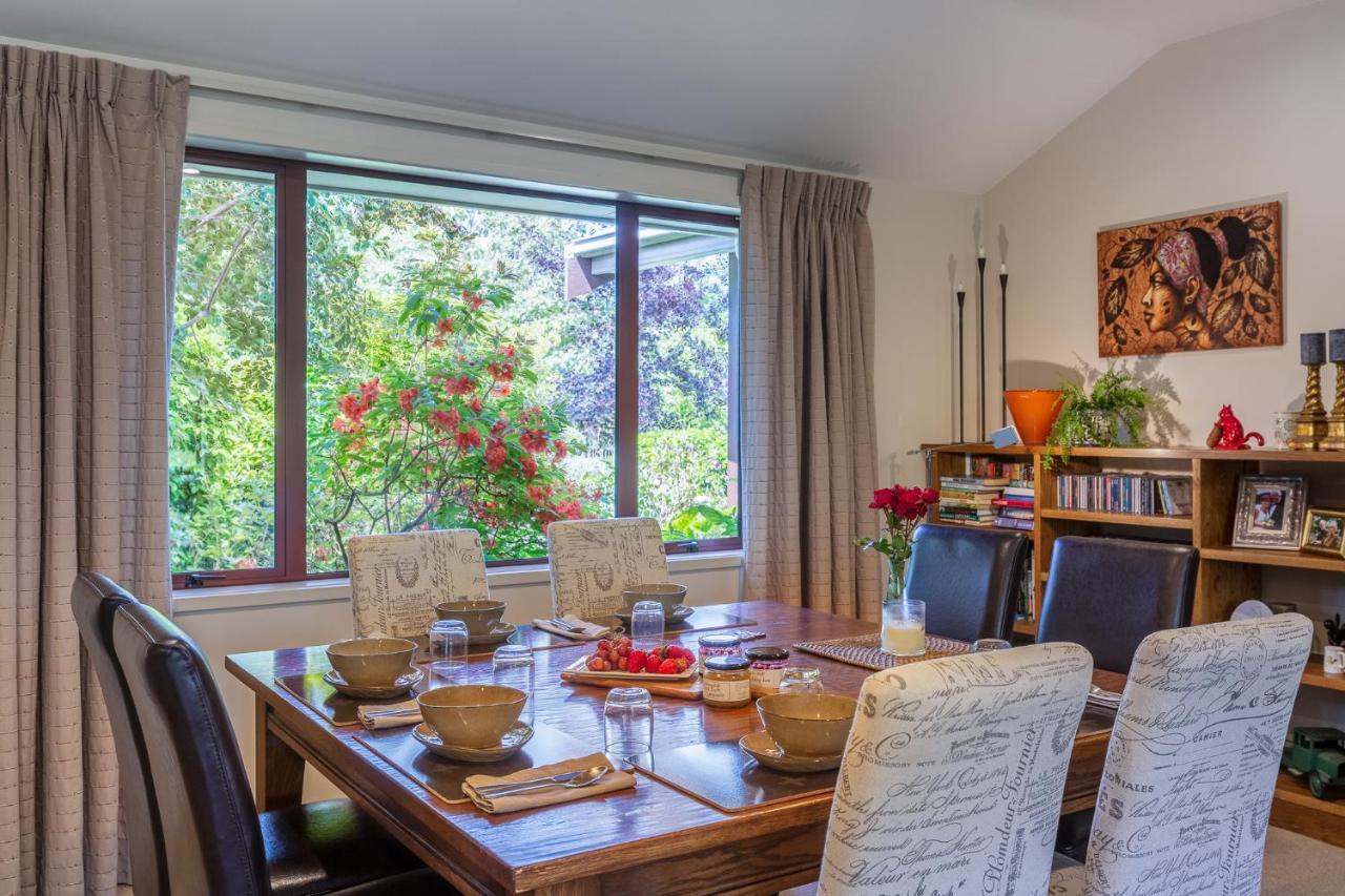Accent House Luxury Boutique Bed & Breakfast Mapua ภายนอก รูปภาพ